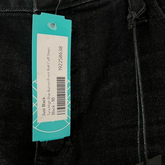 Just Black Tyra High Rise Button Front Roll Cuff Shorts - Picture 5 of 7